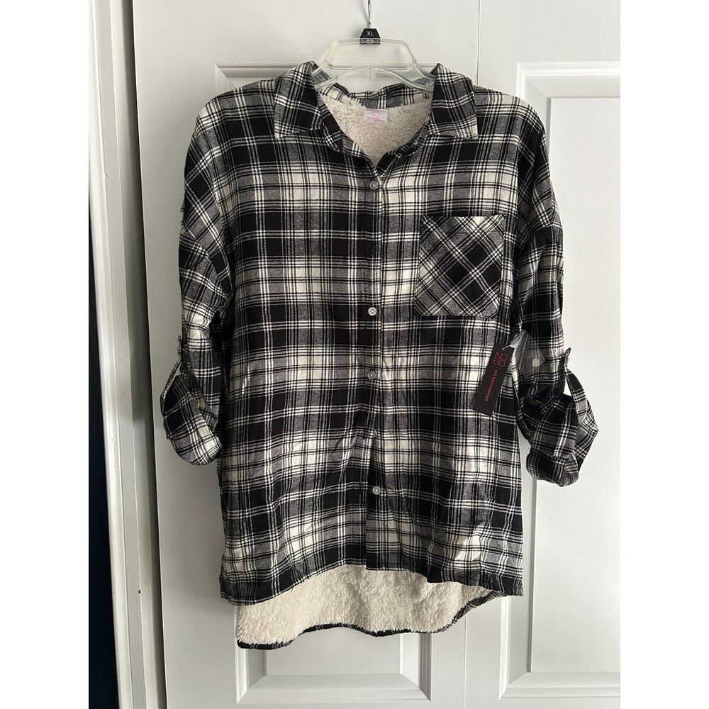No Boundaries Women’s Black & White Plaid Sherpa-Lined Shacket L (11-13) NWT